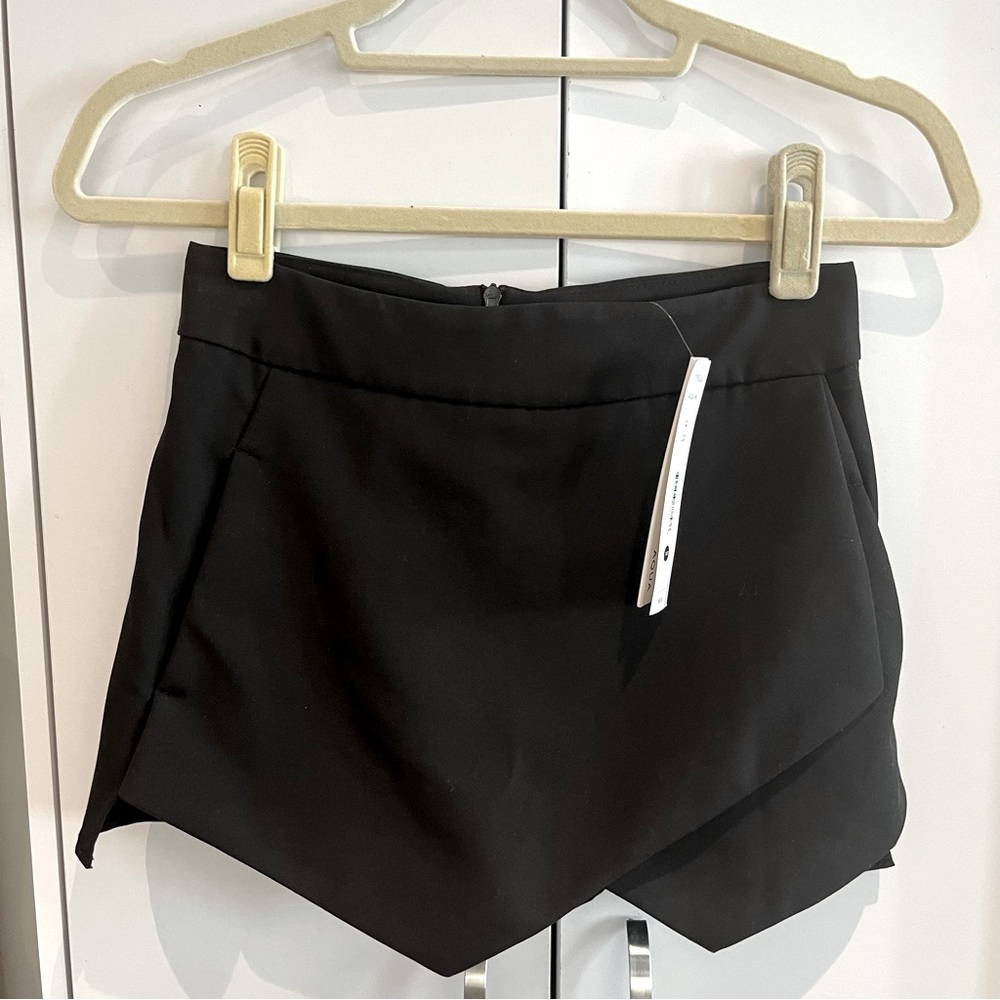 NWT Black AQUA Skort (Bloomingdales exclusive)